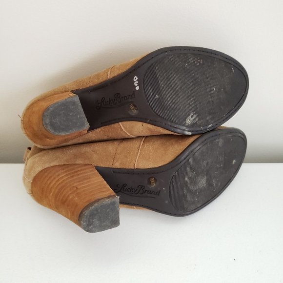 LUCKY BRAND Tan Suede Unitas Heel Ankle Booties Sz 7.5 - Picture 7 of 15